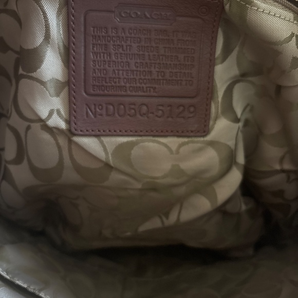 Coach suede tote - Picture 3 of 6